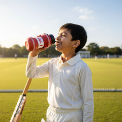 Smily Kiddos Expandable Water Bottle – Cricket Ball 550 mL