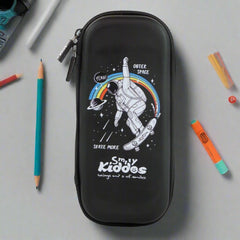 Smily Kiddos Combo Pack(Backpack,Pencil case,Lunch Bag,Lunch Box, Sipper Water Bottle (Space theme) Black